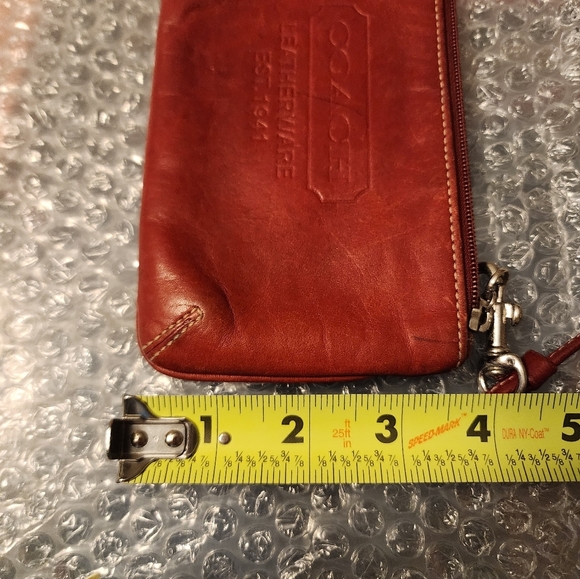 Vintage Coach Erikson Coin Purse in maroon red leather. - Picture 10 of 10